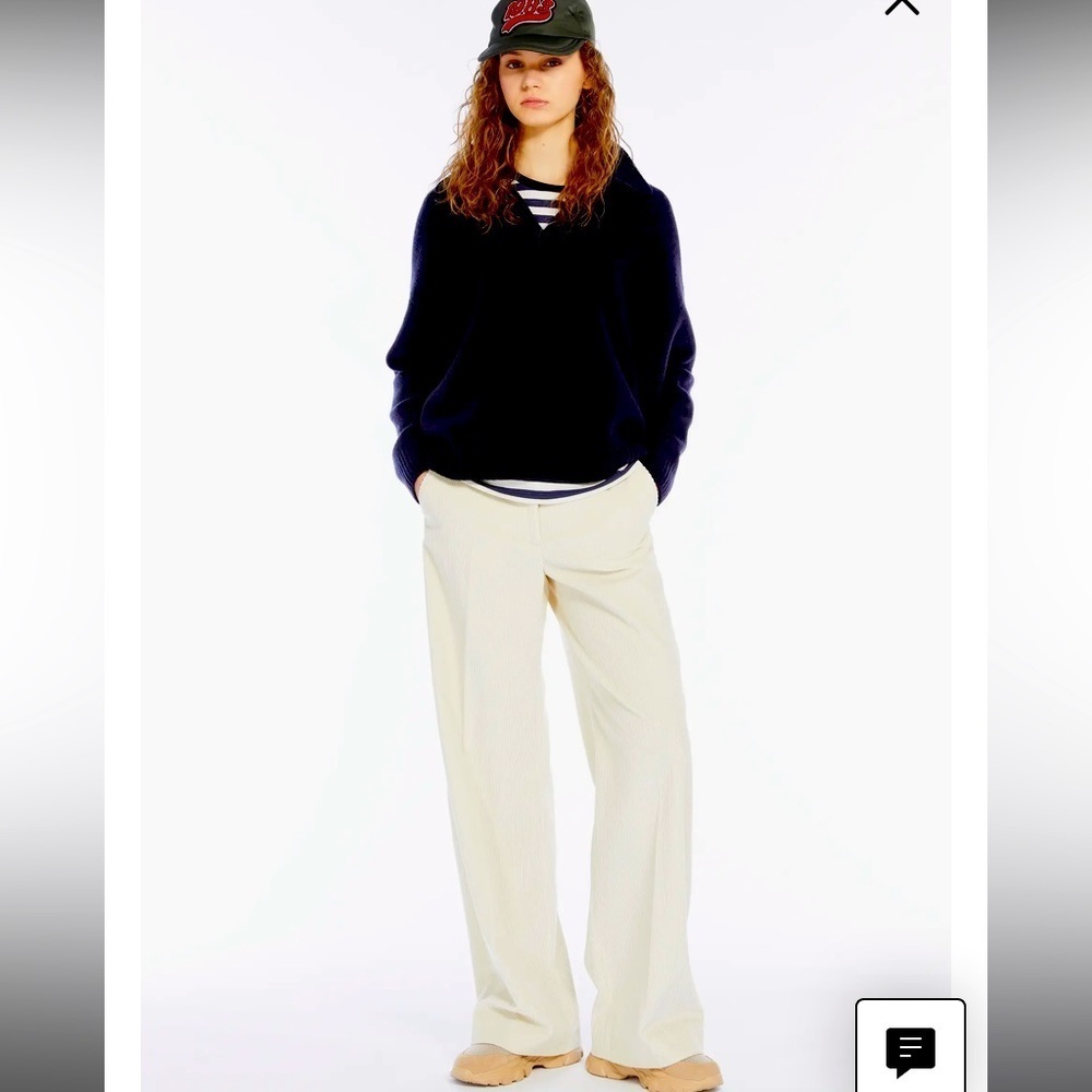 Max Mara cream Corduroy trouser pants made in Italy fall casual classic designer